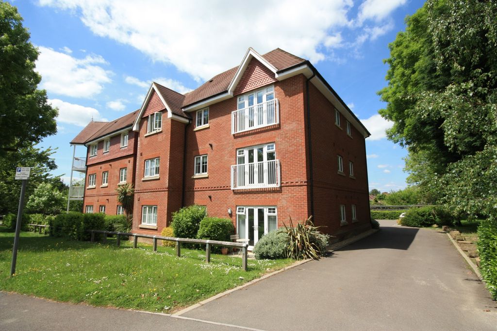 Property photo 1 of 7
