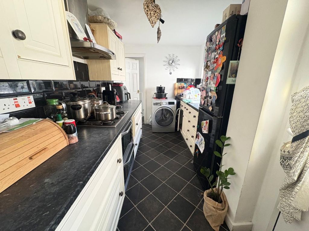 Property photo 3 of 11 3.Jpg