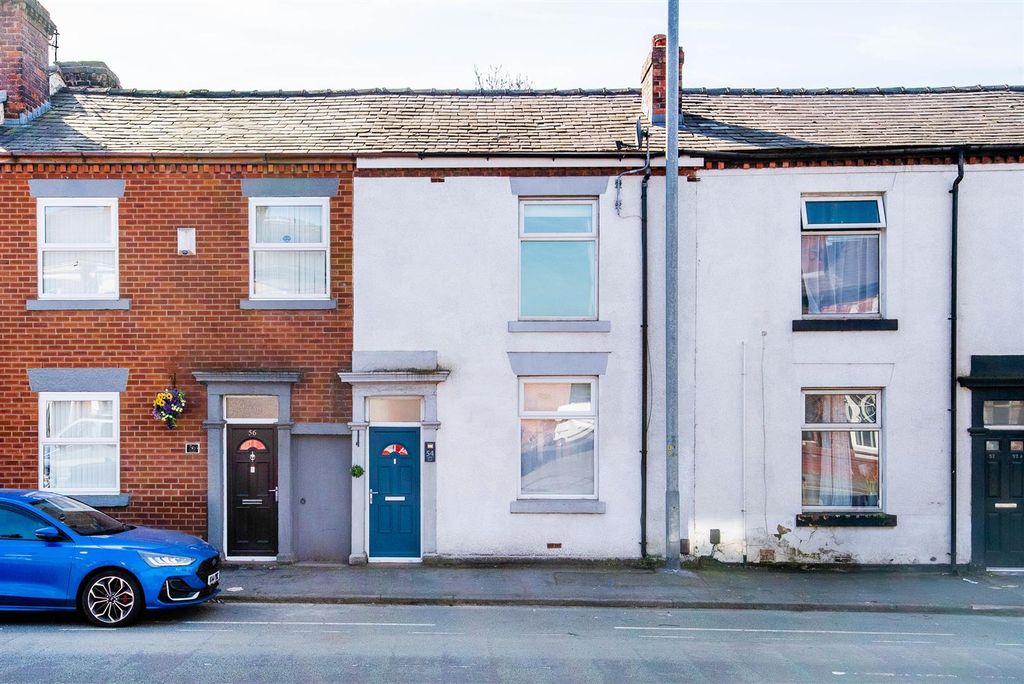 Property photo 1 of 20 Front External