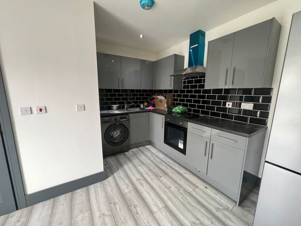 Property photo 2 of 3
