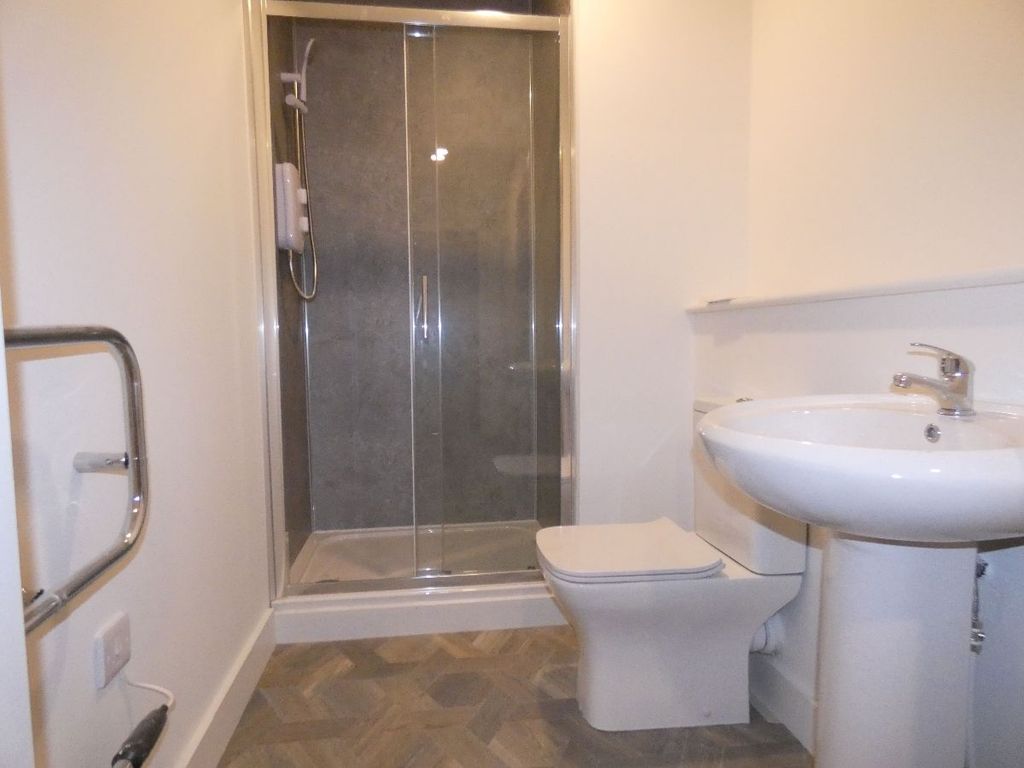 Property photo 3 of 4
