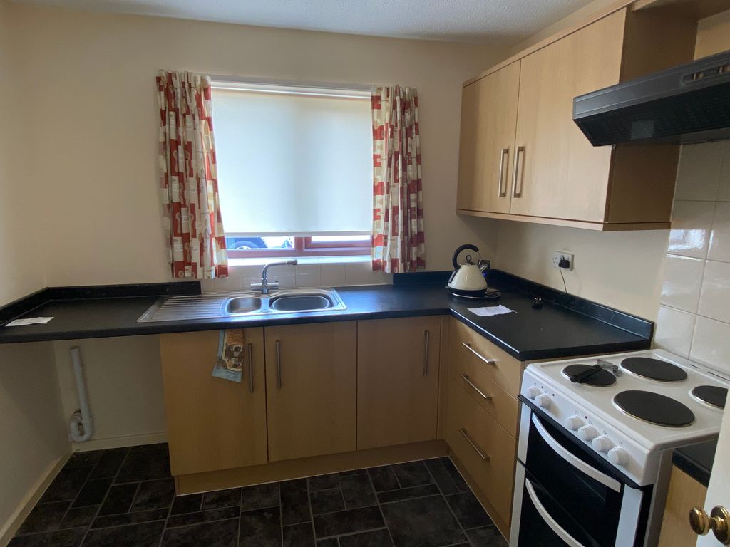 Property photo 3 of 9