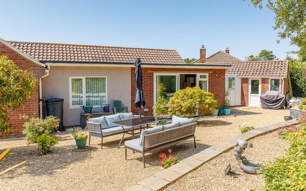 Property photo 2 of 29 32.Jpg