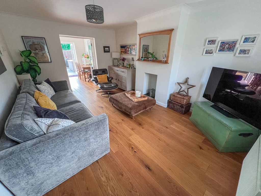 Property photo 2 of 24