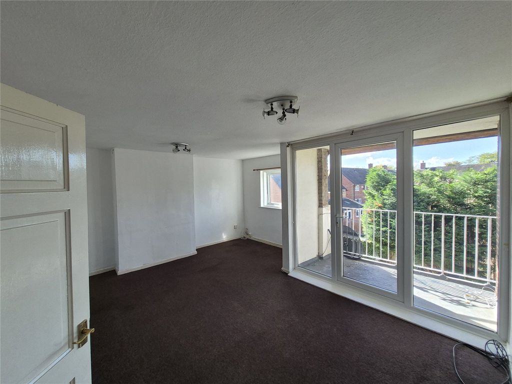 Property photo 2 of 11 Picture No. 34