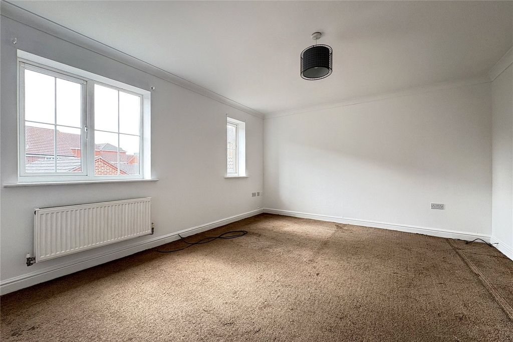 Property photo 3 of 16 Picture No. 06