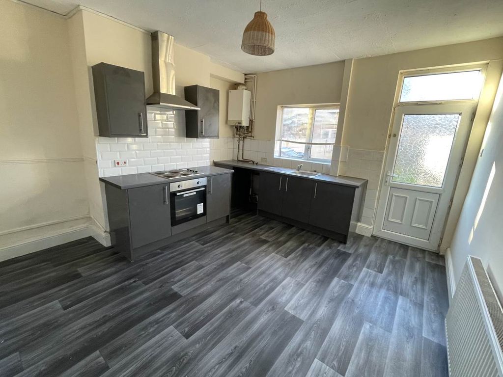 Property photo 2 of 8 Img_6827