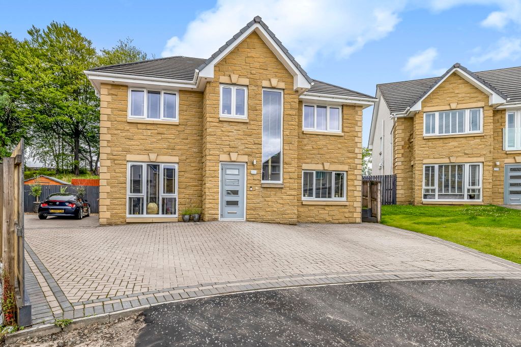 Property photo 1 of 33 3-Web-Or-Mls-26 Calderside Place_23