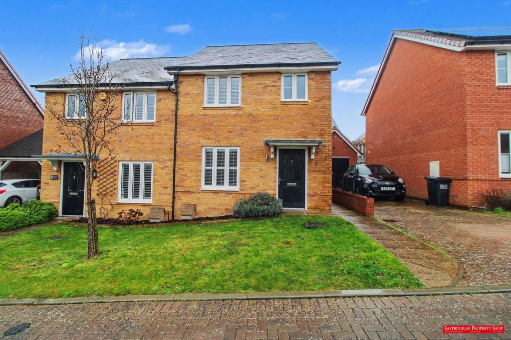 Property photo 1 of 24