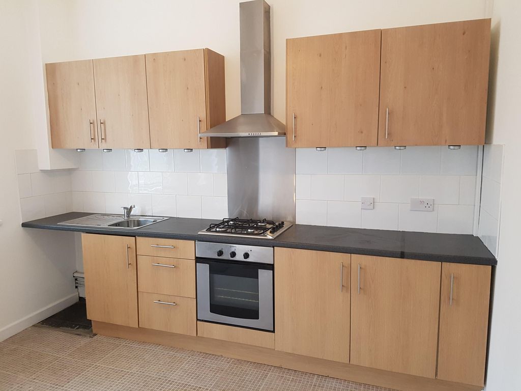 Property photo 2 of 6 Photo 1