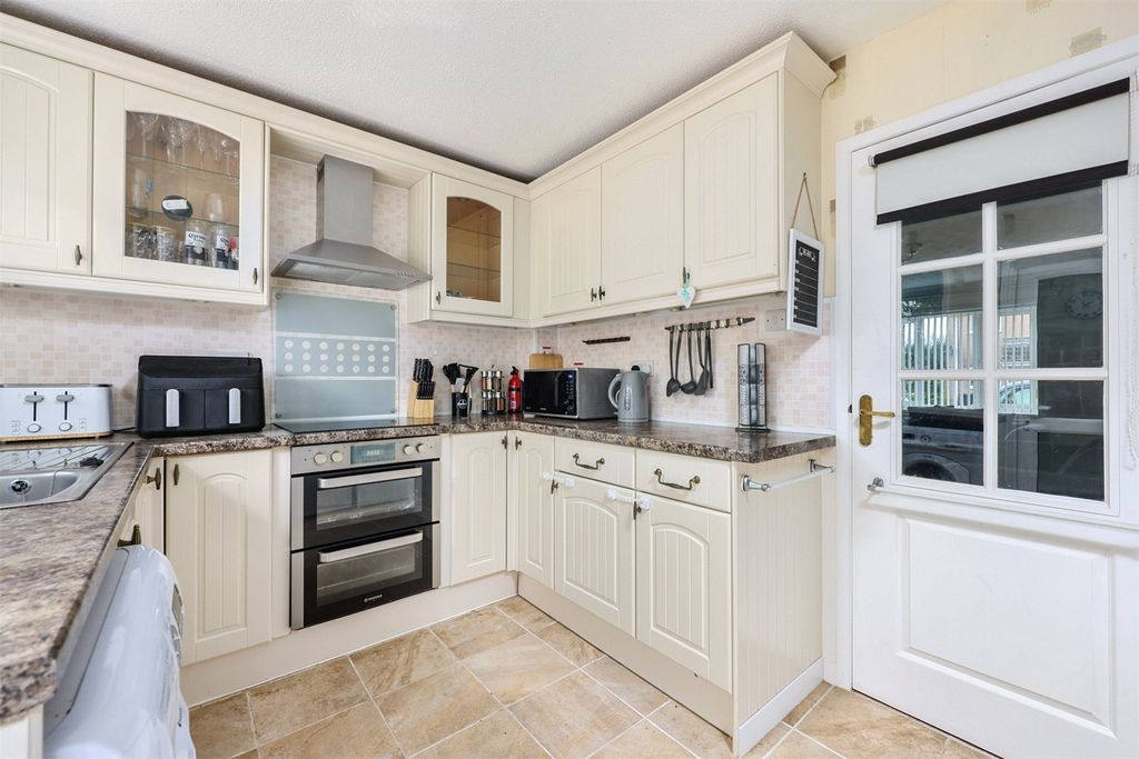 Property photo 2 of 10 Picture No. 05