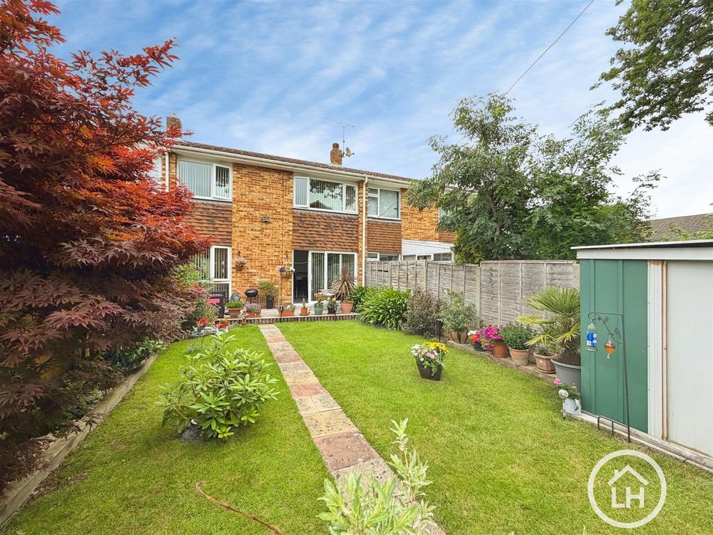 Property photo 1 of 11 Garden