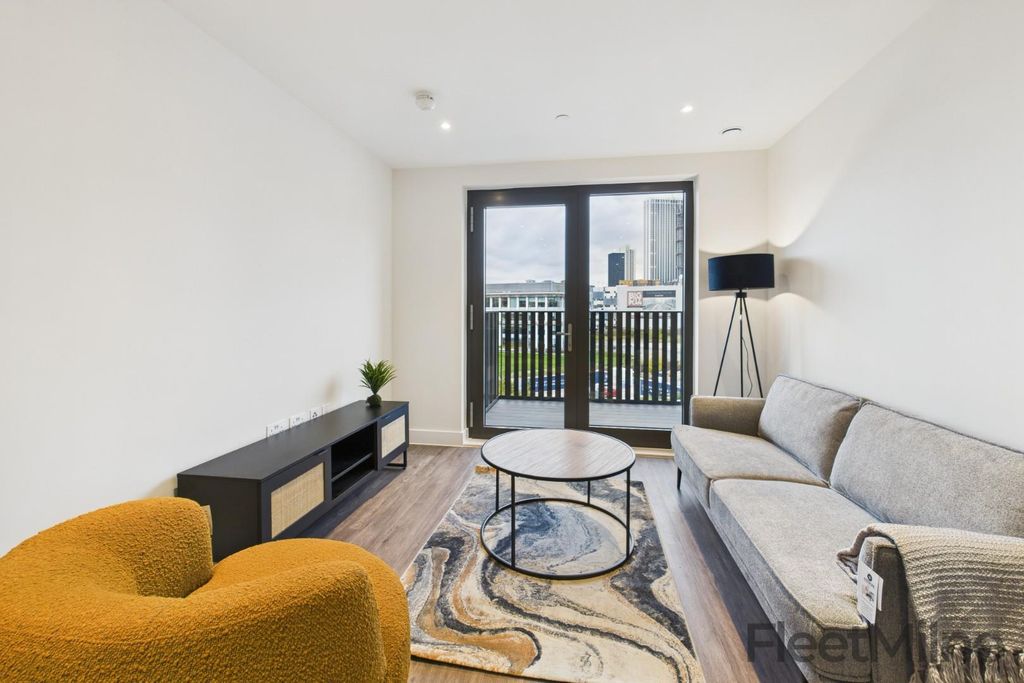 Property photo 3 of 16 Lounge/Dining Room