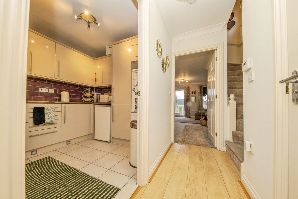 Property photo 2 of 19