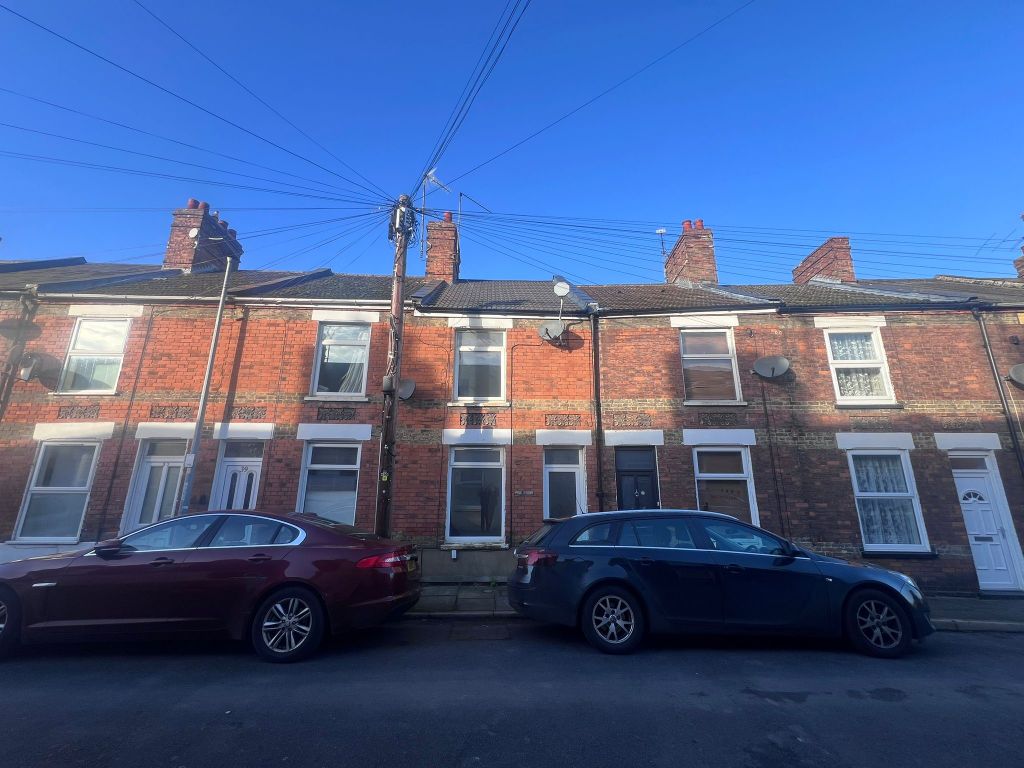 Property photo 1 of 2 Front