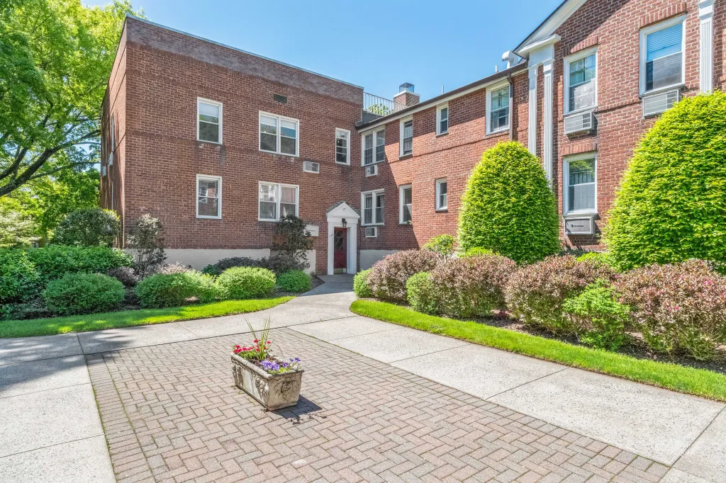 Property photo 2 of 18 <Alttext/>