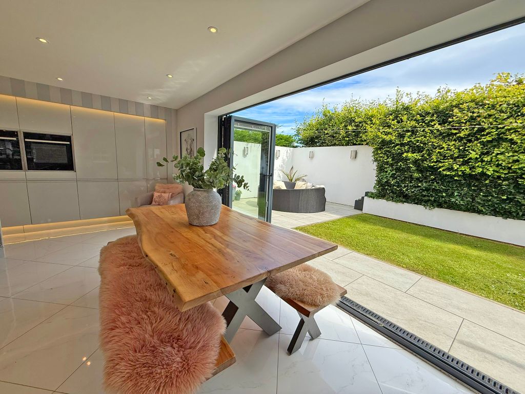 Property photo 3 of 25 Img_0471