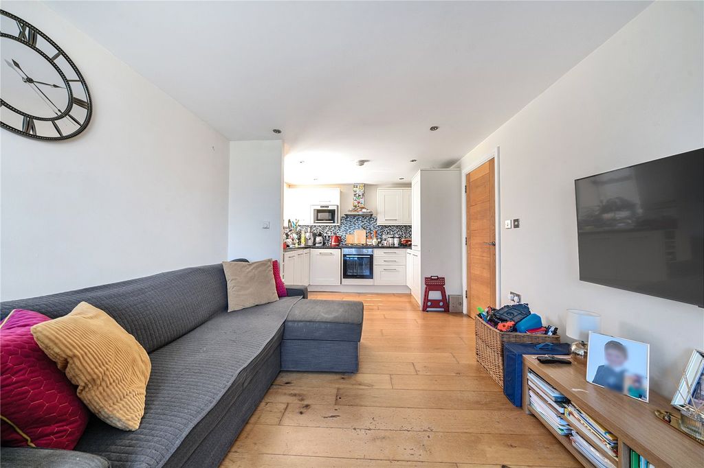 Property photo 2 of 11 Picture No. 03