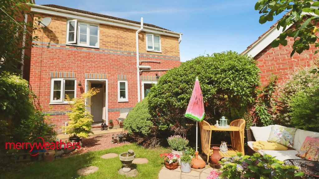 Property photo 3 of 16