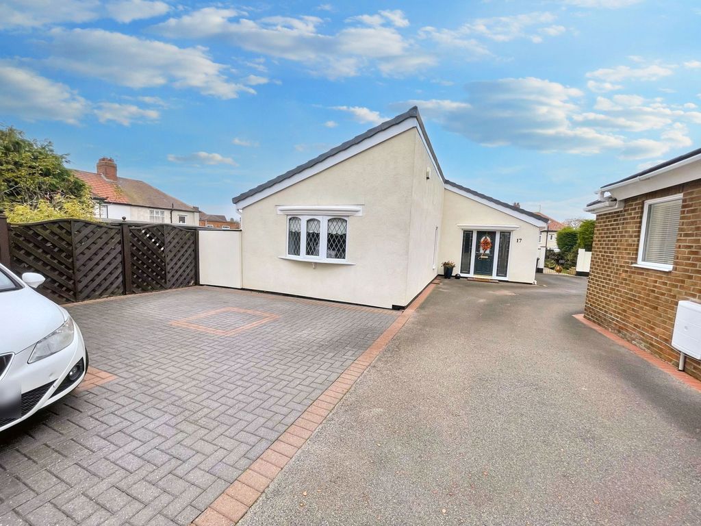 Property photo 1 of 25