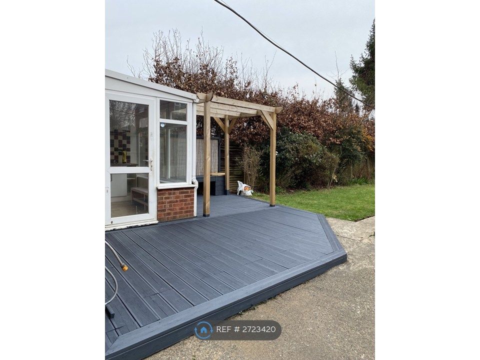 Property photo 3 of 24