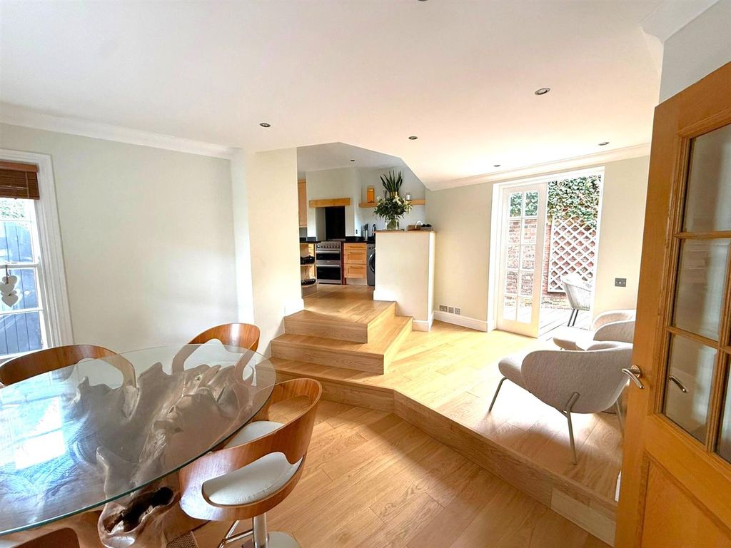 Property photo 2 of 14 Dining .Jpg