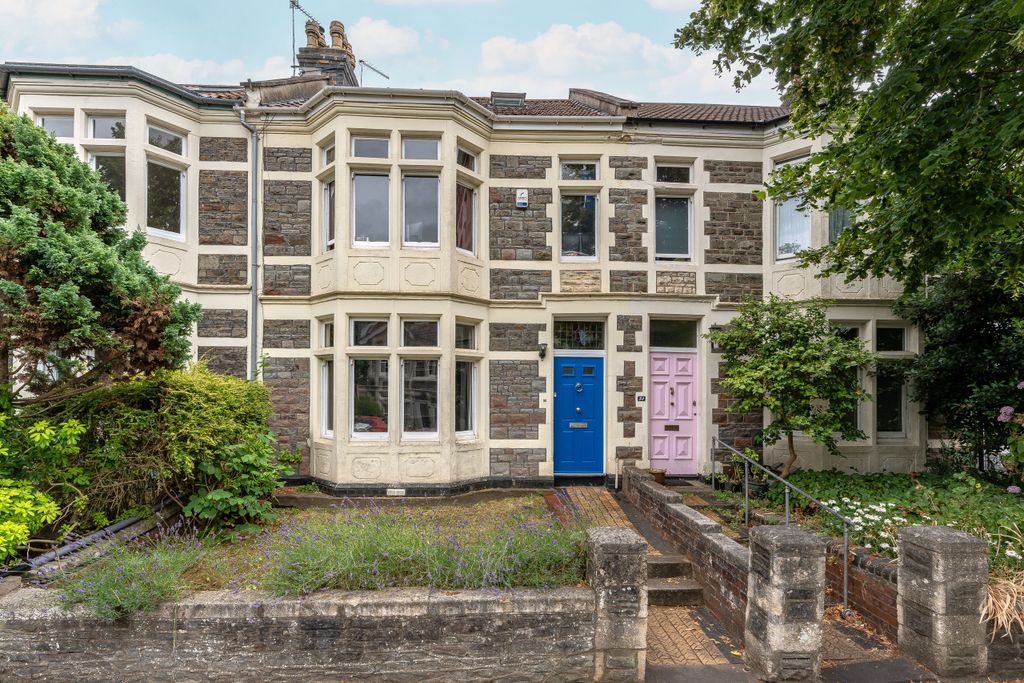 Property photo 1 of 26 1