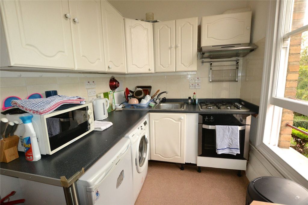 Property photo 3 of 6 Picture No. 01