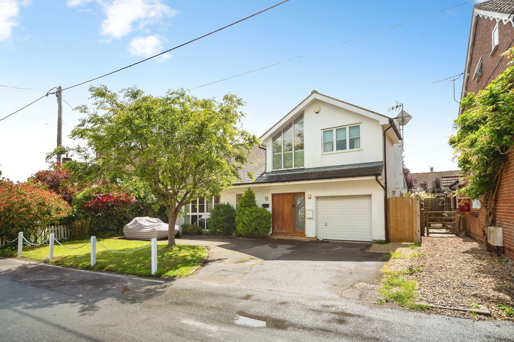 Property photo 1 of 20