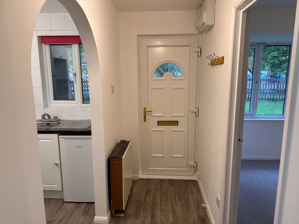 Property photo 2 of 10 Photograph 2