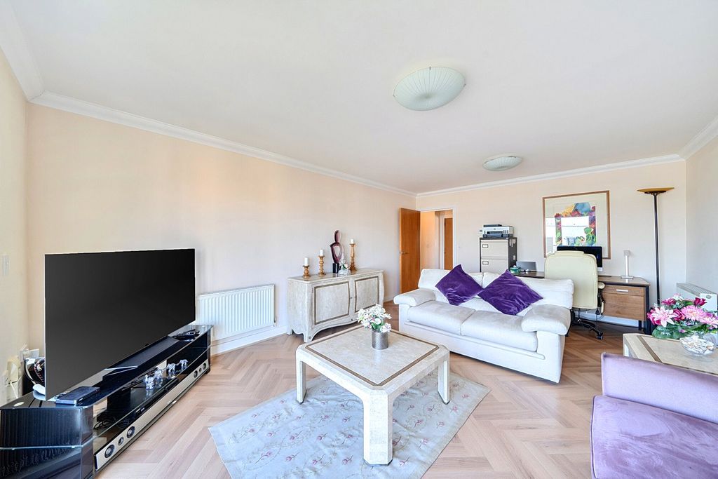 Property photo 3 of 20 1429841-18-69B95A...