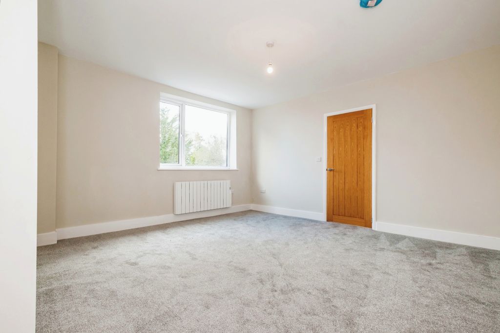 Property photo 3 of 18 Photography