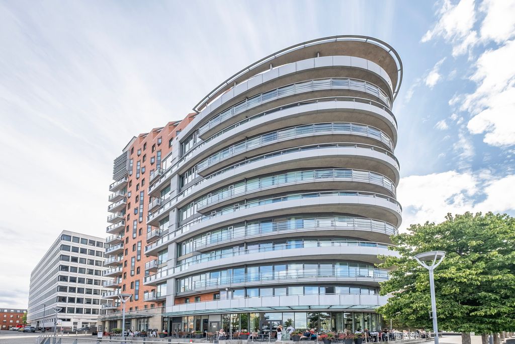 Property photo 2 of 13