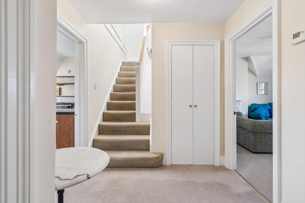 Additional image 9 of 2 bed flat for salePolstead House, 1 Polstead Road, Oxford, Oxfordshire OX2