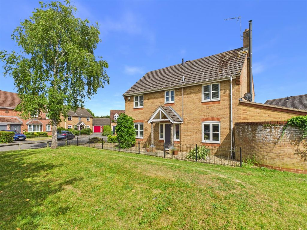 Property photo 1 of 21 Charlock Drive, Stamford