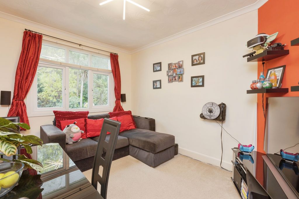 Property photo 3 of 13 Photography