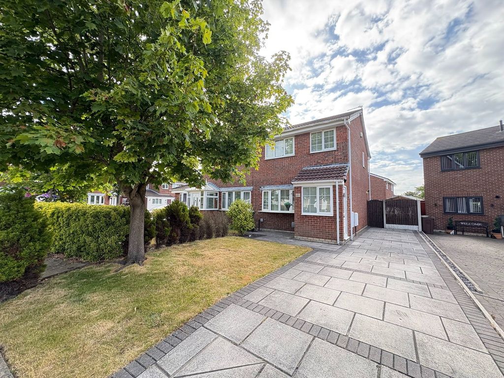 Property photo 1 of 23