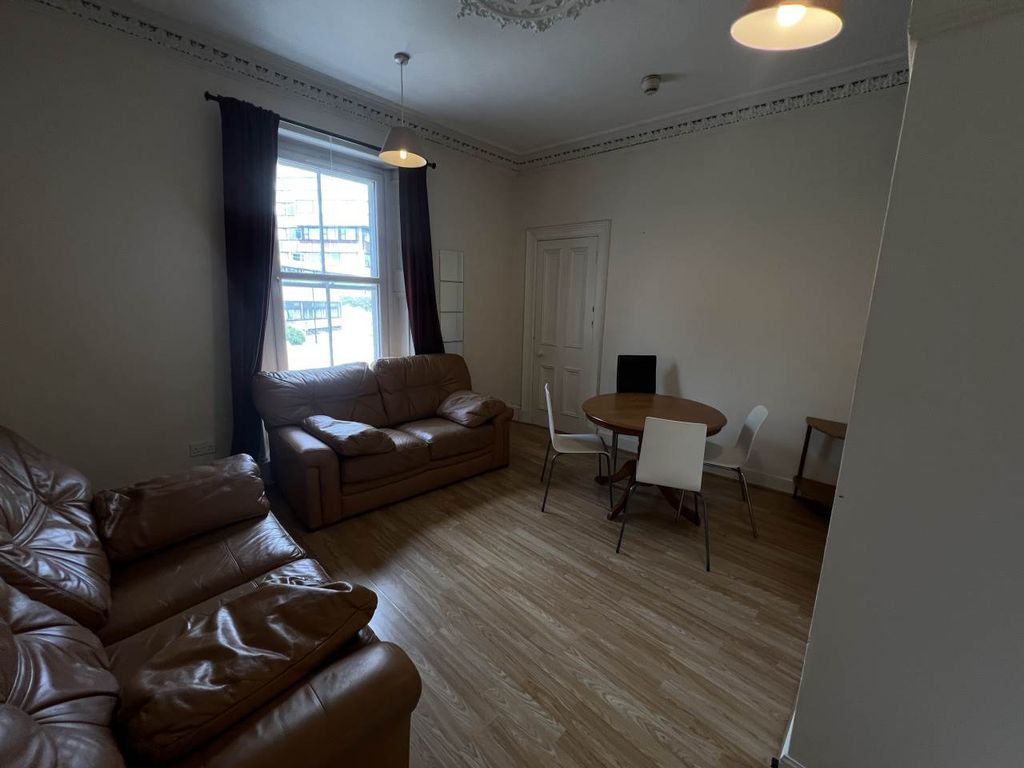 Property photo 3 of 18 Img_1082