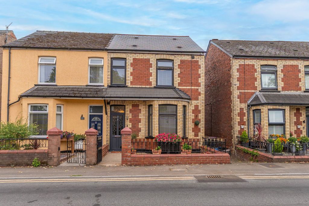 Property photo 1 of 31