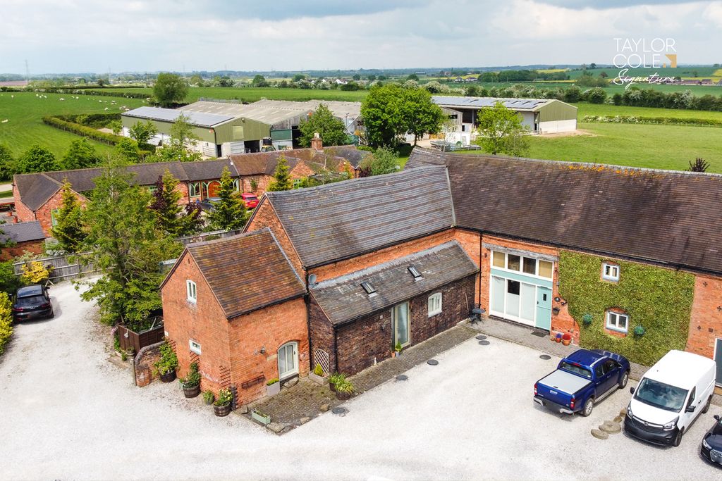 Property photo 1 of 33