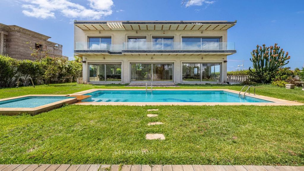 Property photo 1 of 31