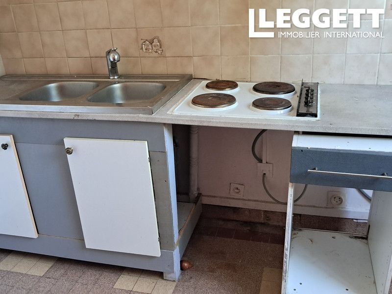 Property photo 2 of 6