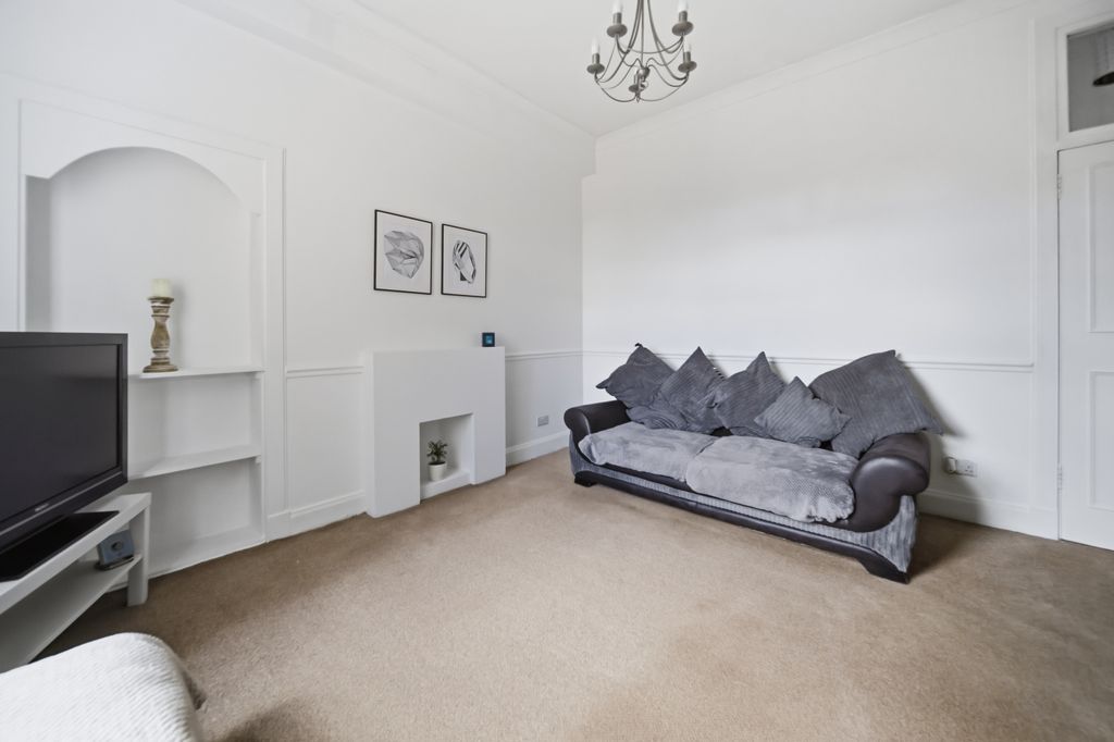 Additional image 4 of 2 bed flat for saleJames Street, Riverside FK8