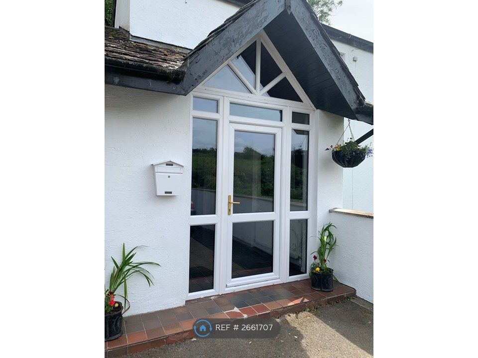 Property photo 3 of 35