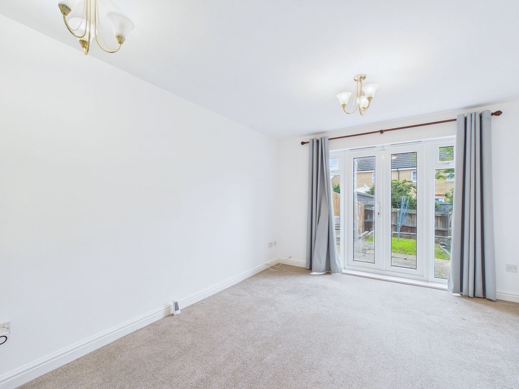 Property photo 3 of 7 Cam01909G0-Pr0564-Still006