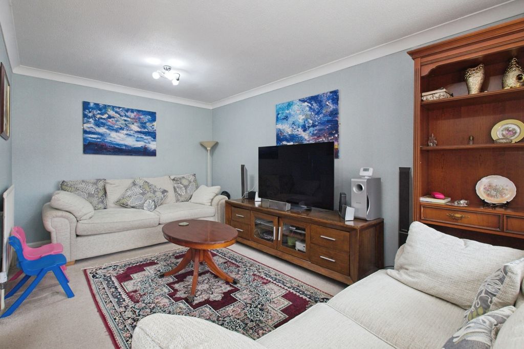 Property photo 3 of 19 Img_4300