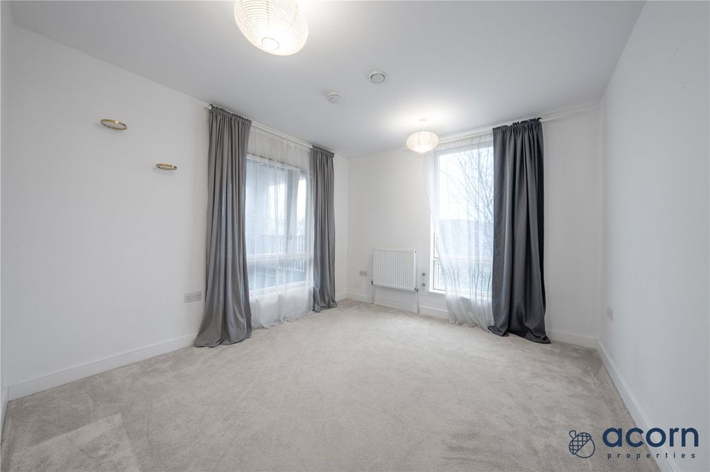 Property photo 3 of 11 Picture No. 22