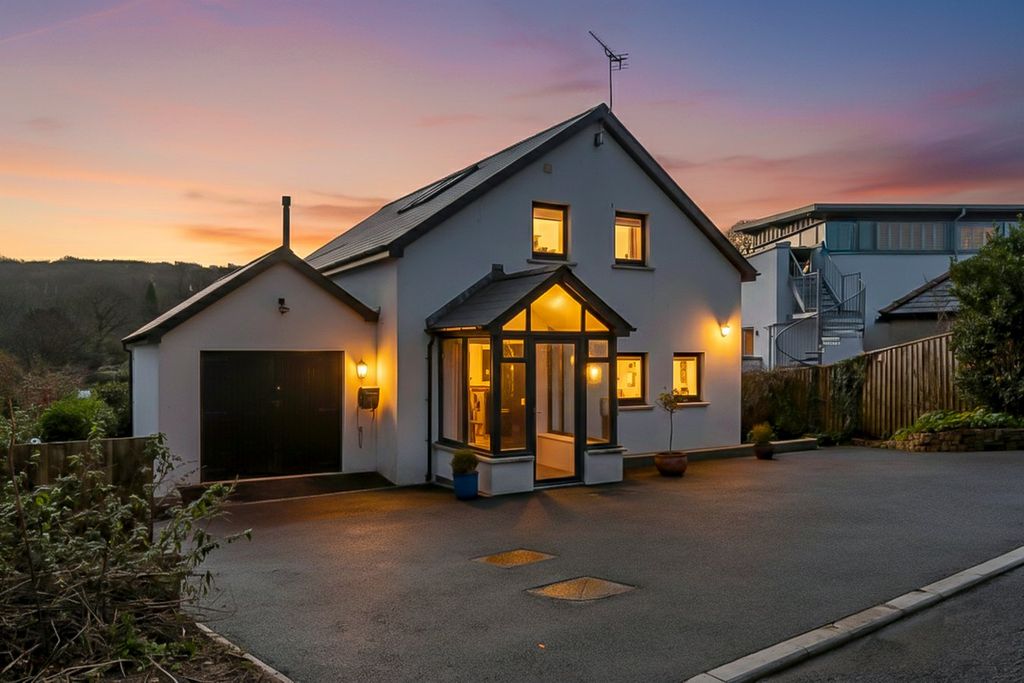 Property photo 1 of 23