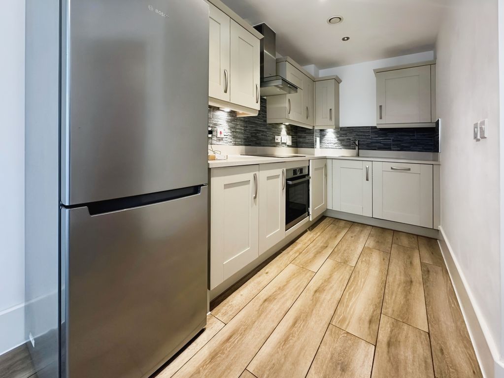 Property photo 1 of 7 Kitchen