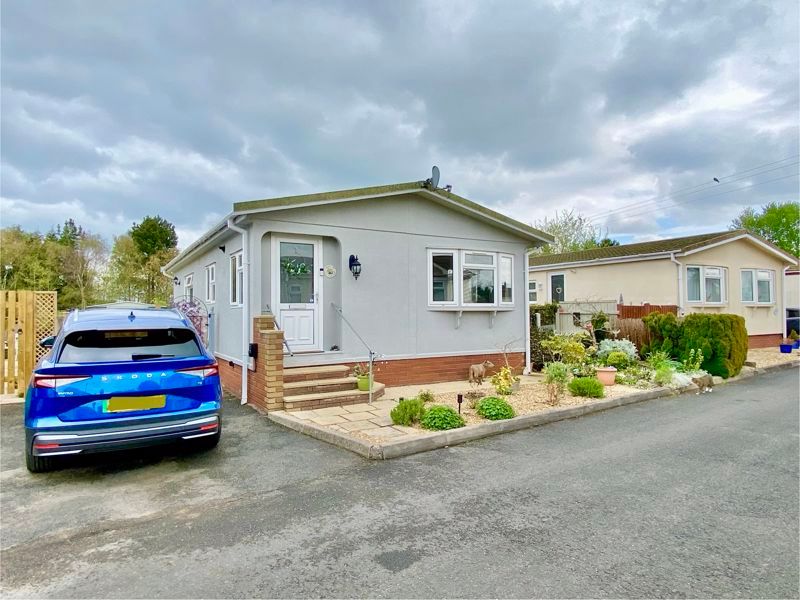 Property photo 1 of 16 Front